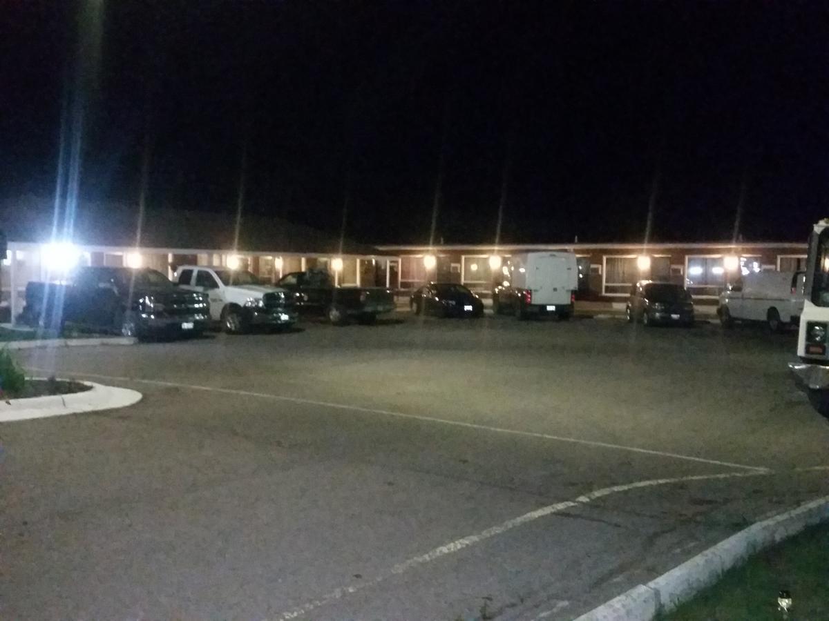 Twin Oaks Motel Orono Zewnętrze zdjęcie