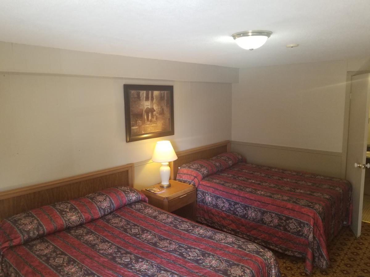 Twin Oaks Motel Orono Zewnętrze zdjęcie